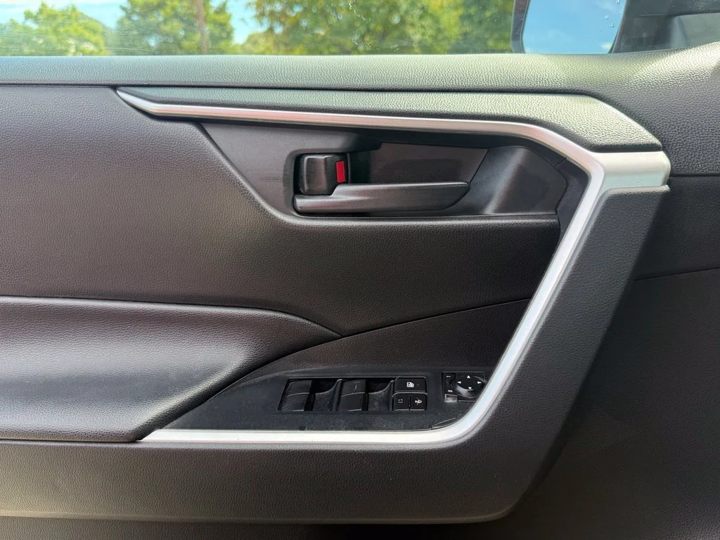 Used 2021 Ruby Flare Pearl Toyota LE image 18