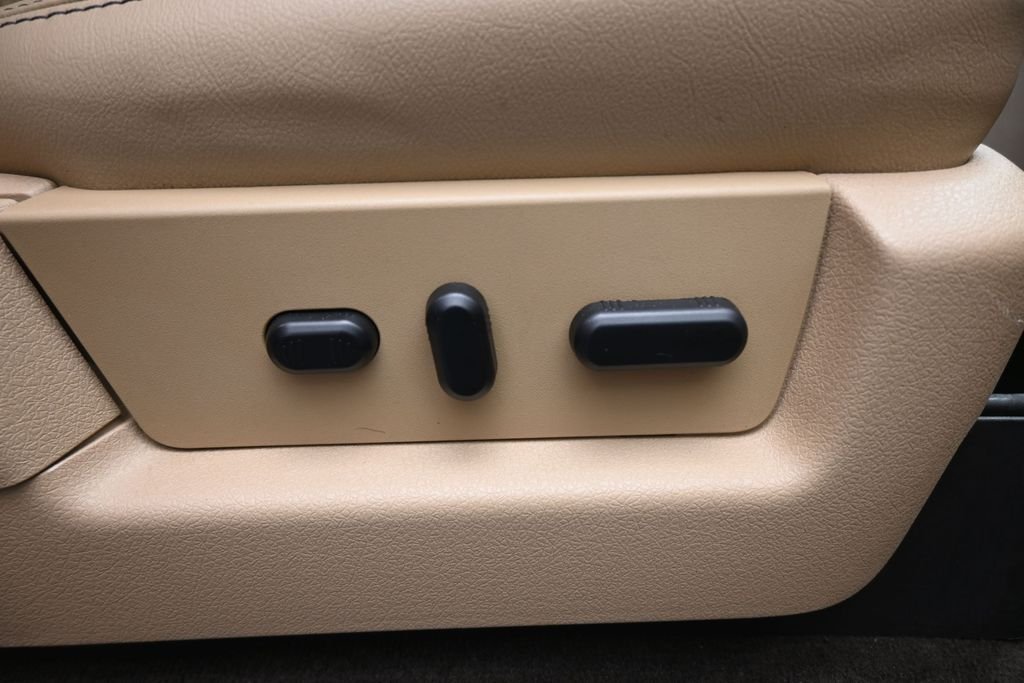 Used 2012 Red Ford Lariat image 25