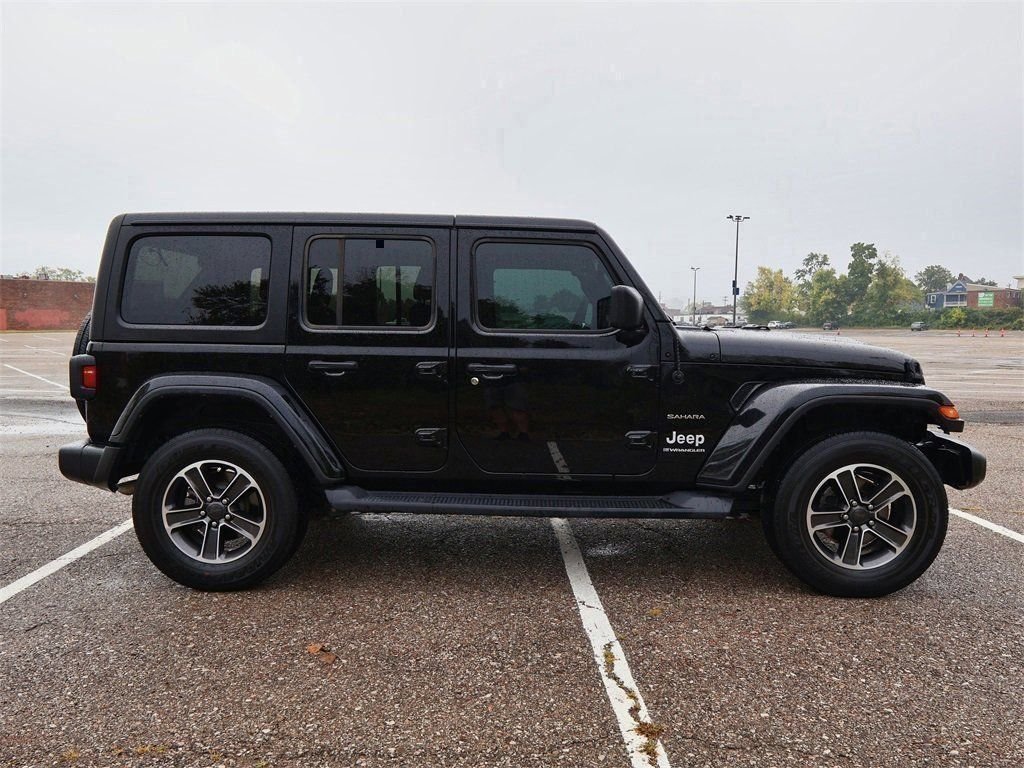 2023 Jeep Wrangler 4-Door Sahara - Photo 6