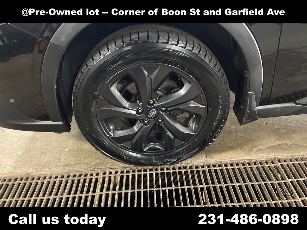 Used 2020 Black Subaru Onyx Edition XT image 11