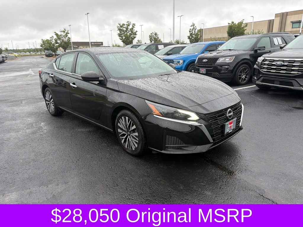 2024 Nissan Altima 2.5 SV