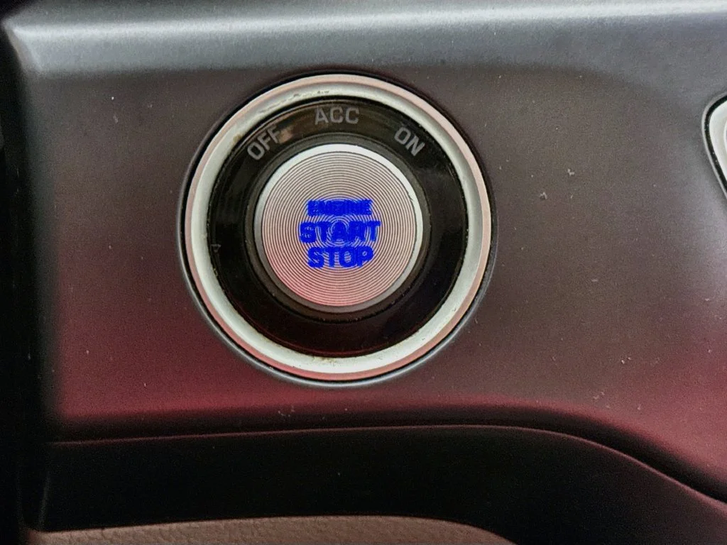Used 2018 White Hyundai Limited image 19