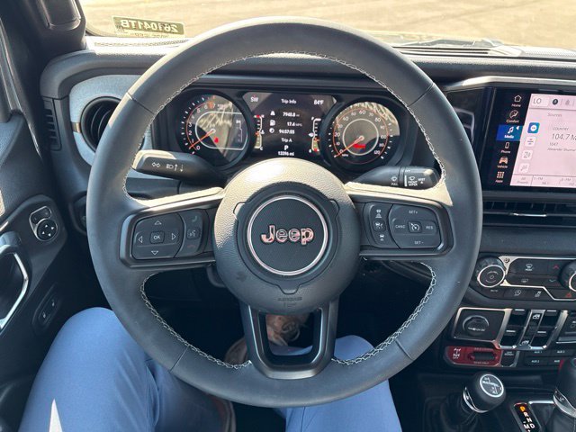 Used 2025 Gray Jeep Willys image 9