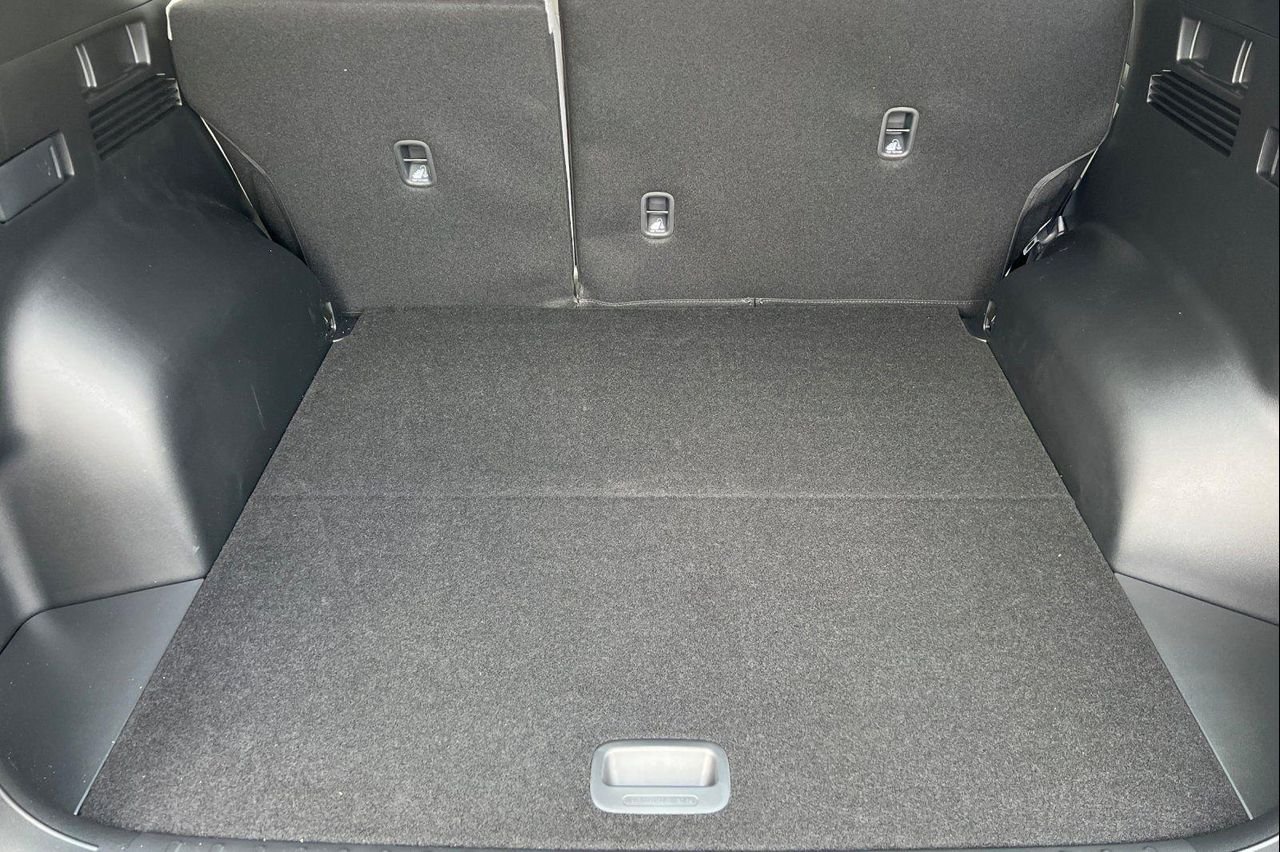 New 2026 Green Hyundai SE AWD image 18
