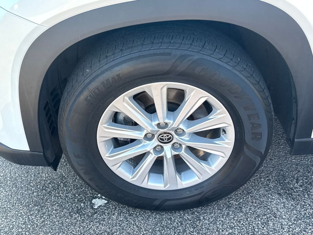 Used 2024 Beige Toyota XLE image 53