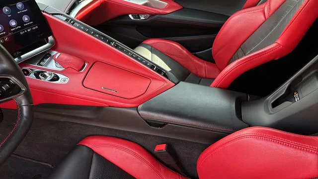 Used 2022 Red Chevrolet Stingray image 21