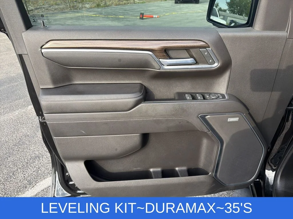 Used 2022 Black Chevrolet LT Trail Boss image 20
