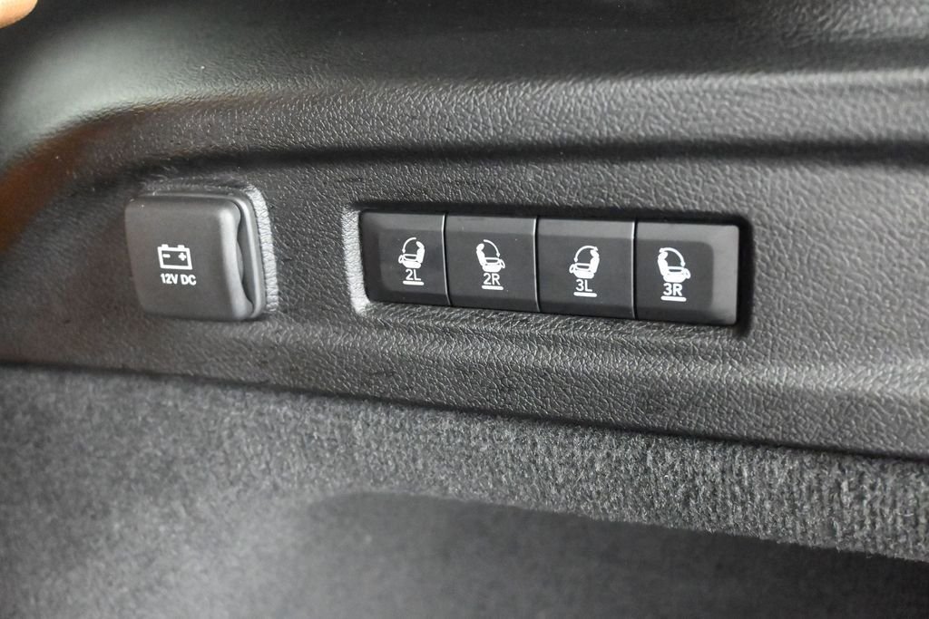 Used 2022 Silver Jeep Summit image 24