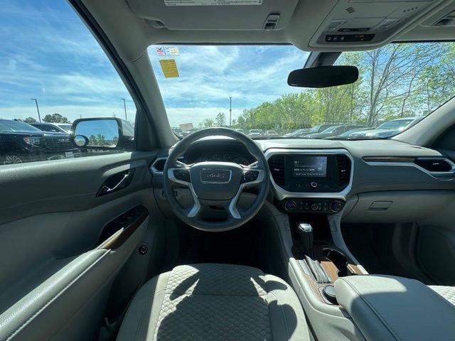 Used 2019 Silver GMC SLE-2 image 16
