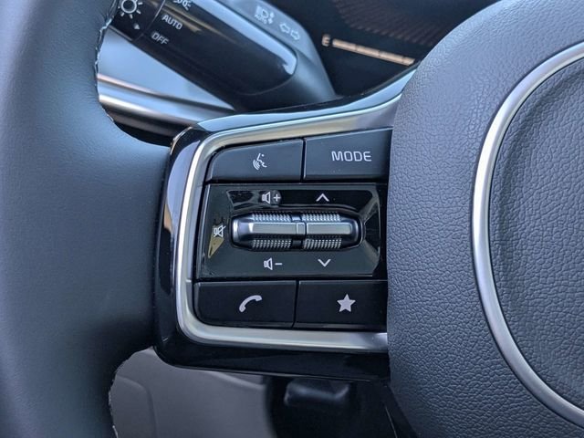 2025 Kia Sorento S - Photo 25