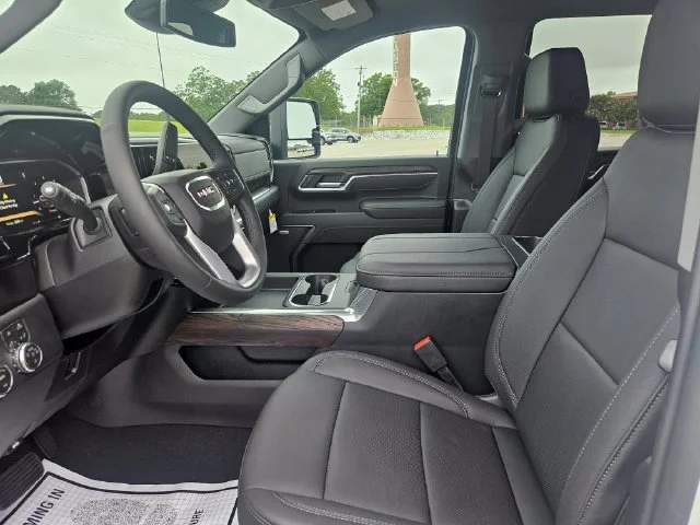 2026 GMC Sierra 2500HD SLT - Photo 9