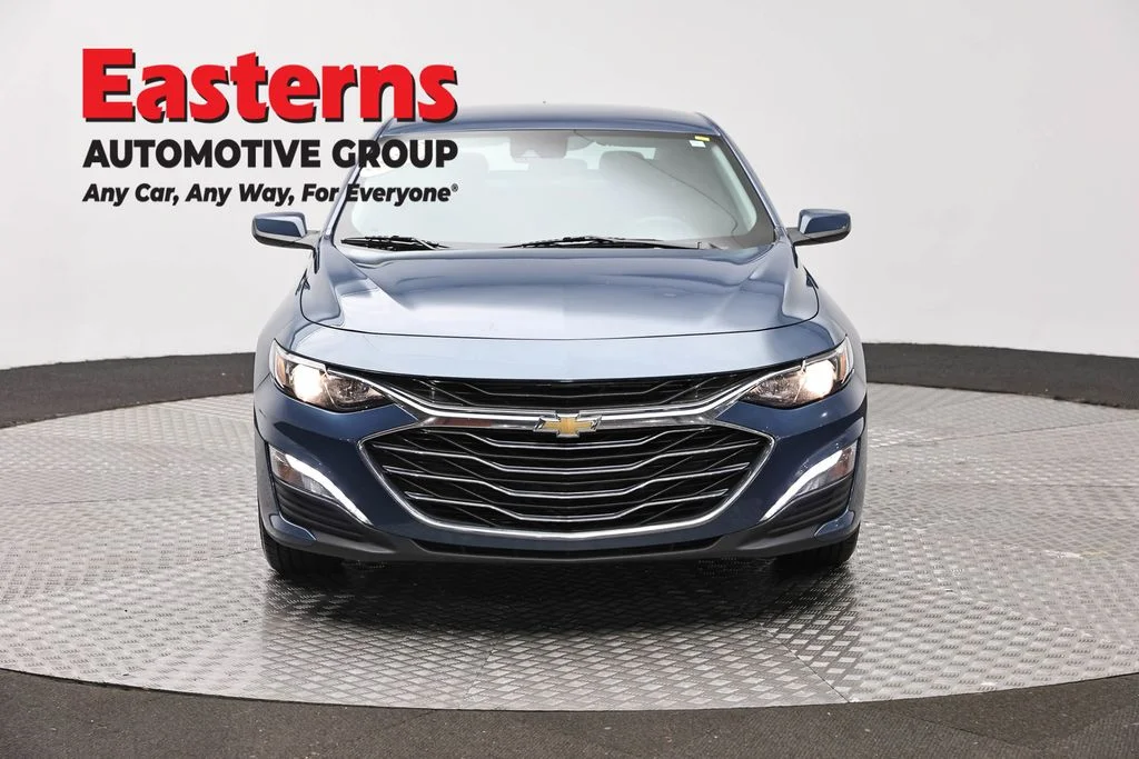 Used 2024 Blue Chevrolet LT image 2
