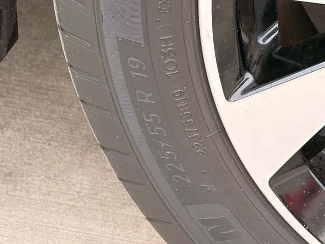 Used 2023 White Ford Premium image 11