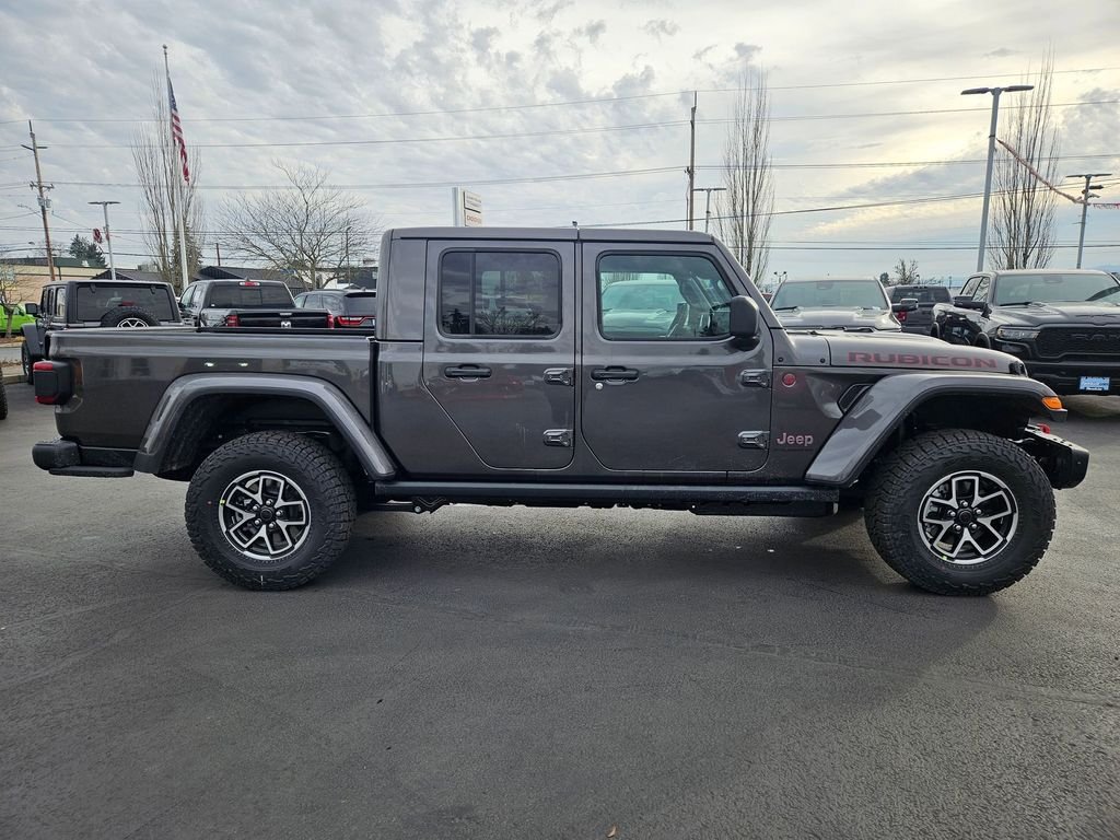 New 2026 Granite Crystal Metallic Clear-Coat Exterior Paint Jeep Rubicon X image 7
