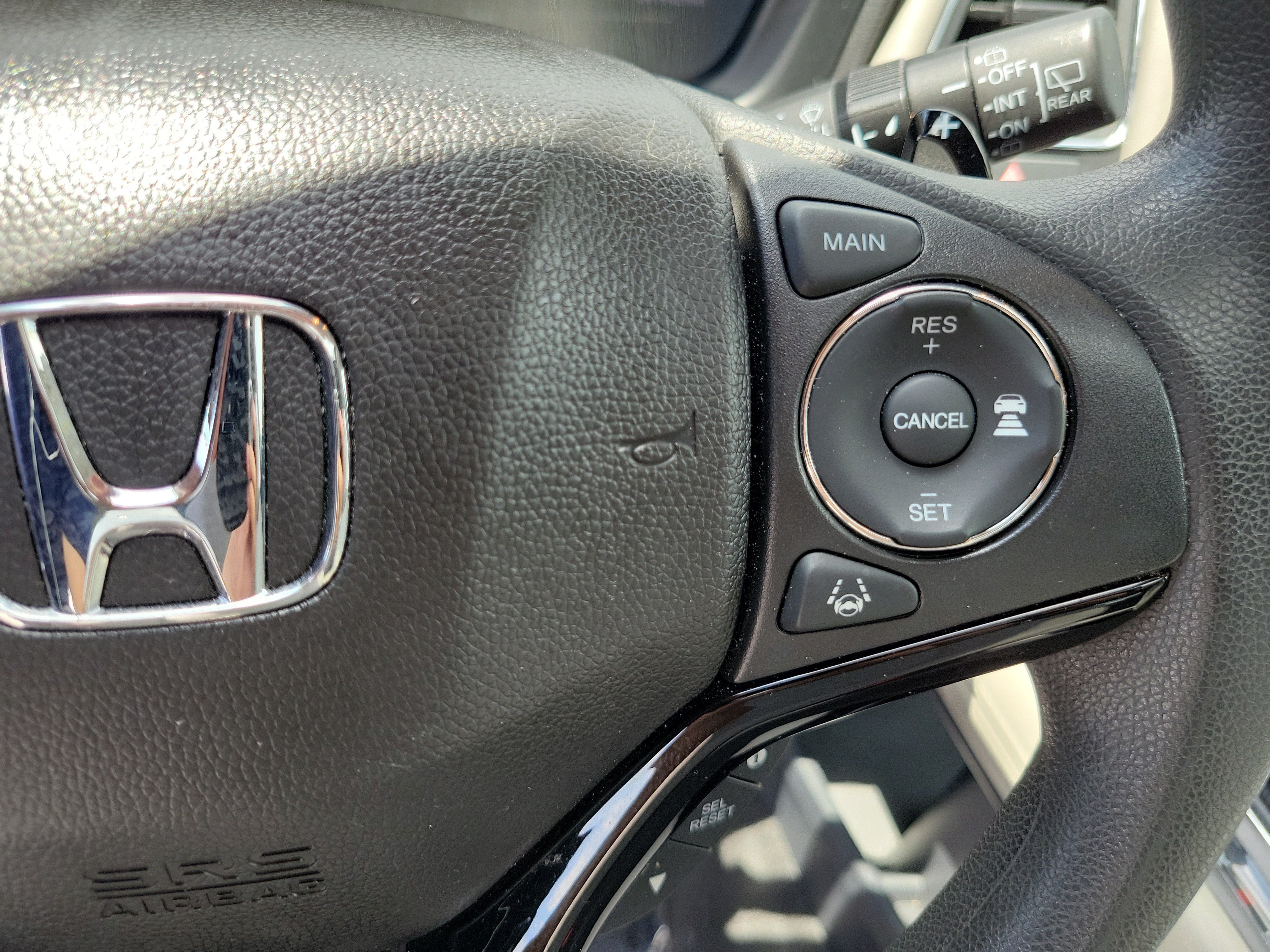Used 2022 Silver Honda EX image 25
