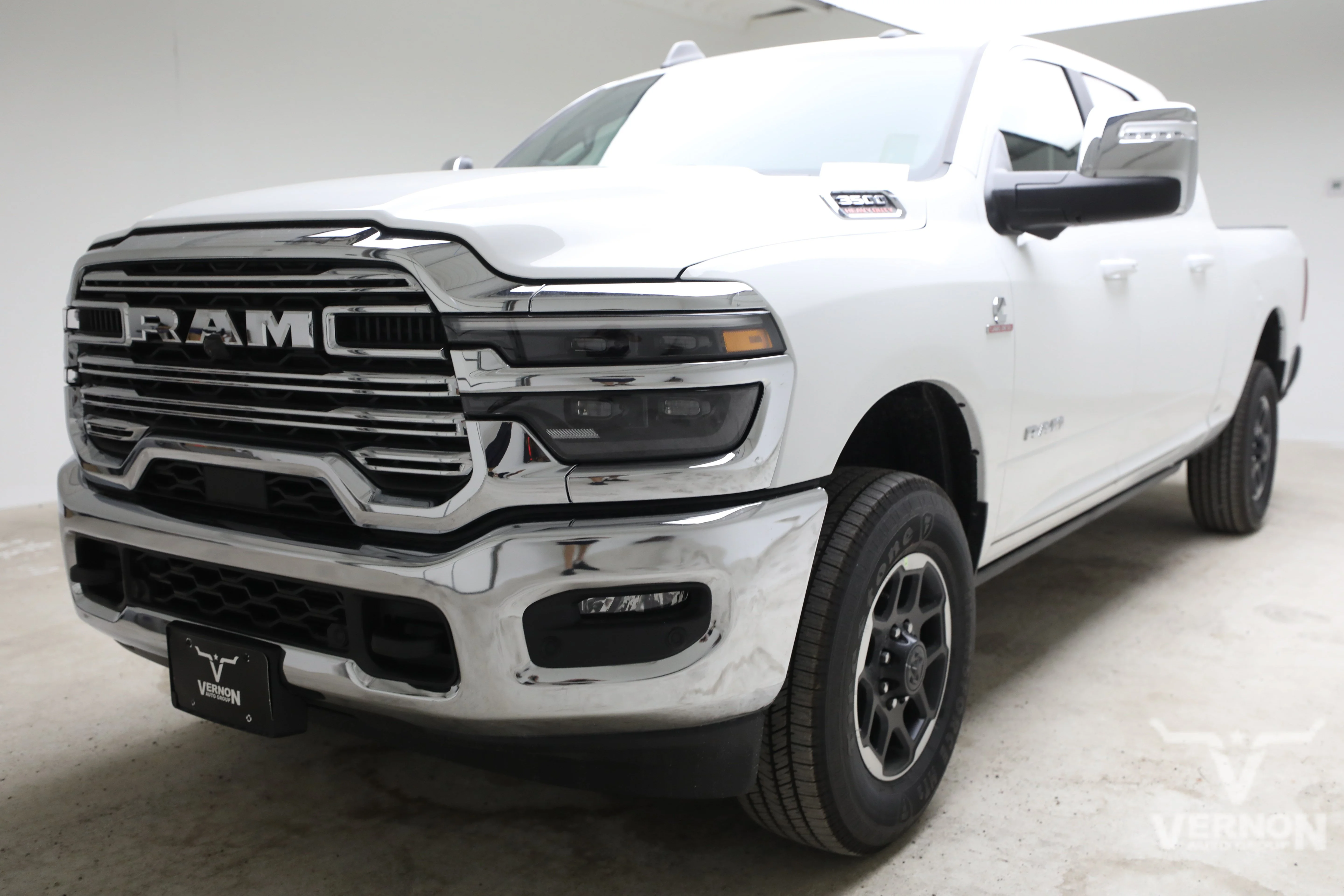 New 2026 Ram 3500 SRW Laramie Mega Cab 4x4