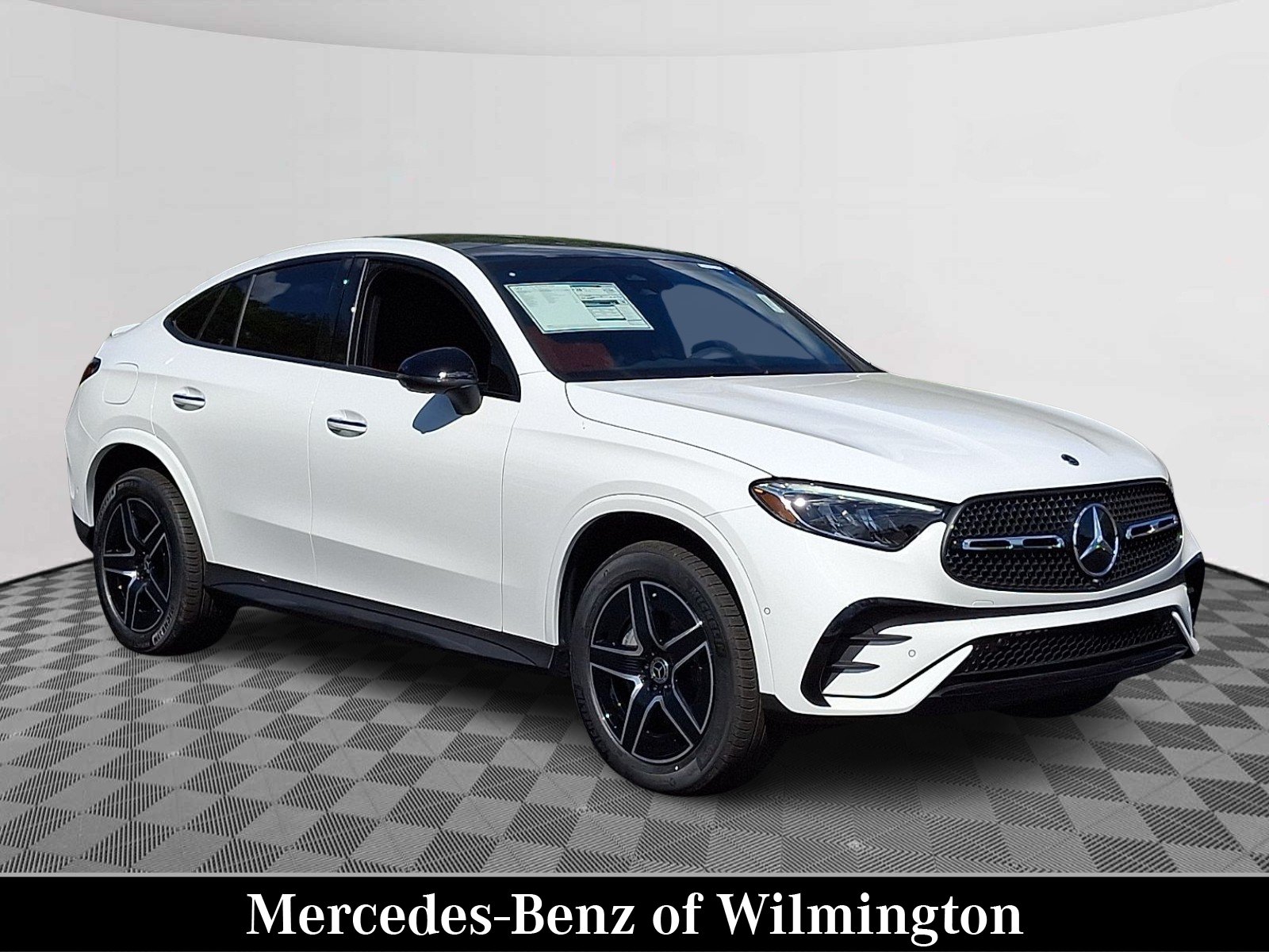 2026 Mercedes-Benz GLC's photo