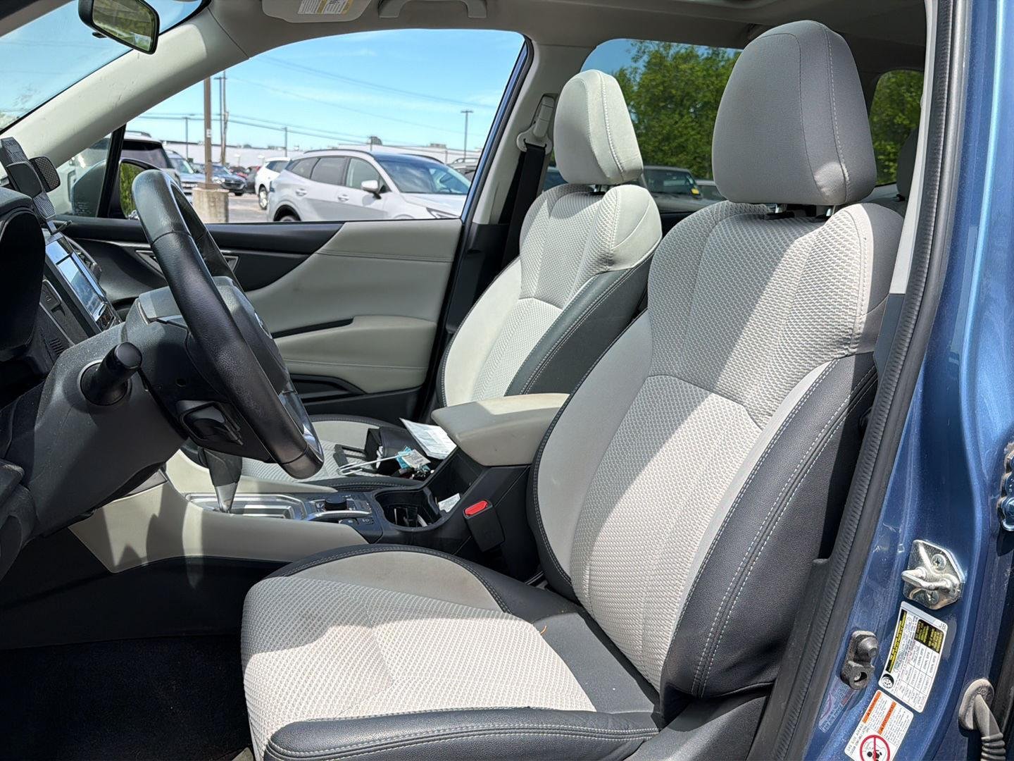 Used 2019 Horizon Blue Pearl Subaru Premium image 2