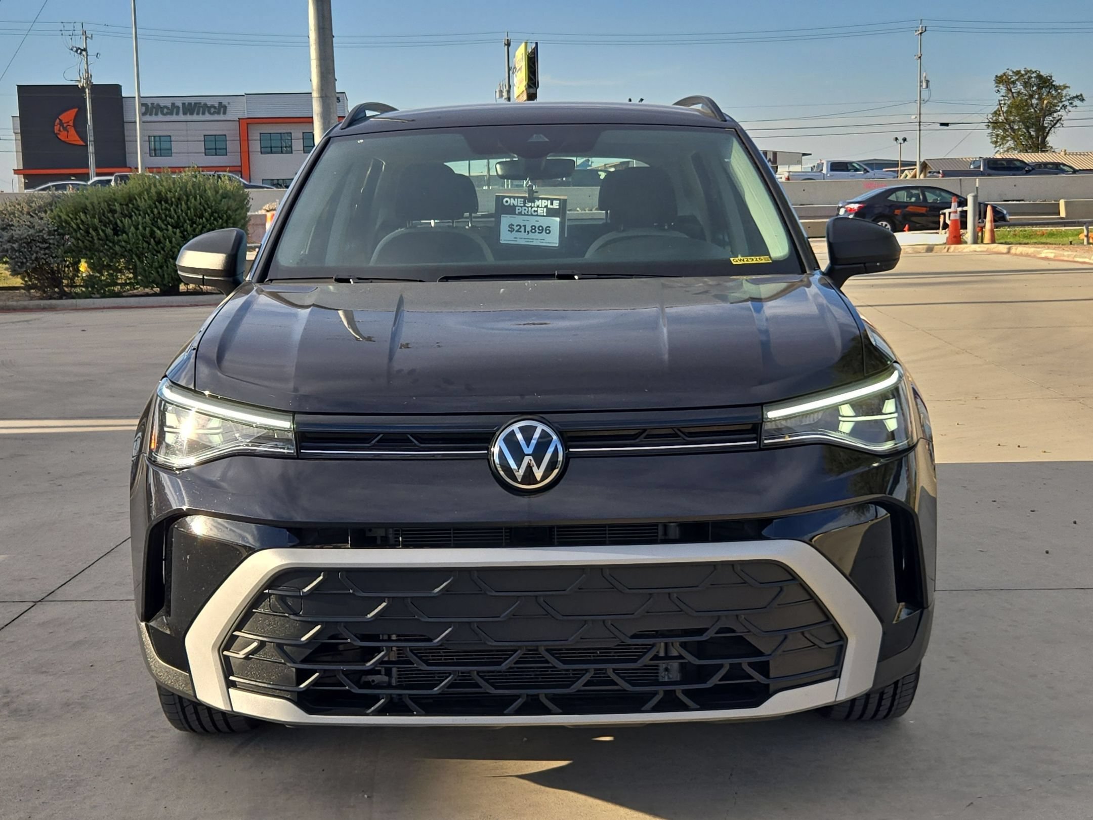 2025 Volkswagen Taos S - Photo 8