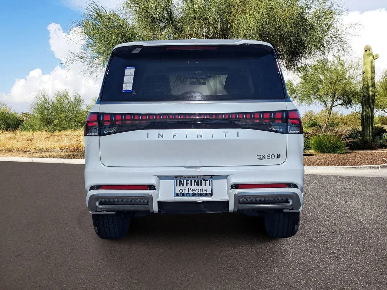New 2026 RADIANT WHITE INFINITI Pure 4WD image 4