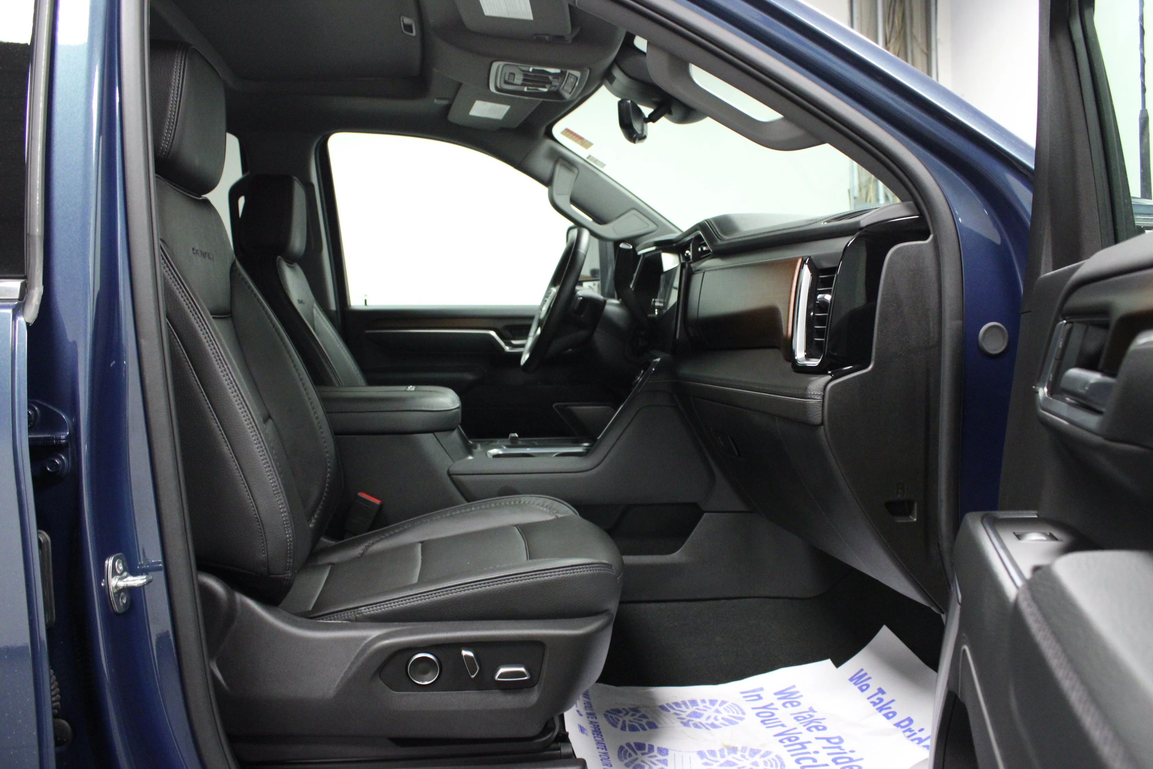 Used 2026 Downpour Metallic GMC Denali image 16