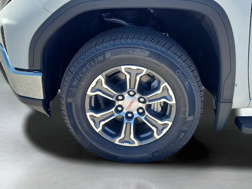 New 2026 Summit White GMC SLE image 28