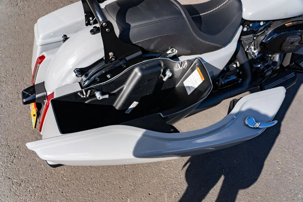 Used 2024 Gray Harley-Davidson FLTRXS image 10