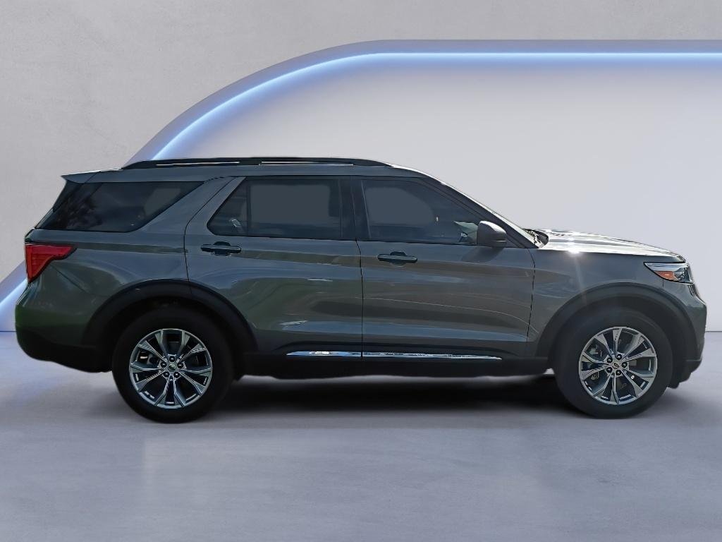 Used 2023 Carbonized Gray Metallic Ford XLT image 7