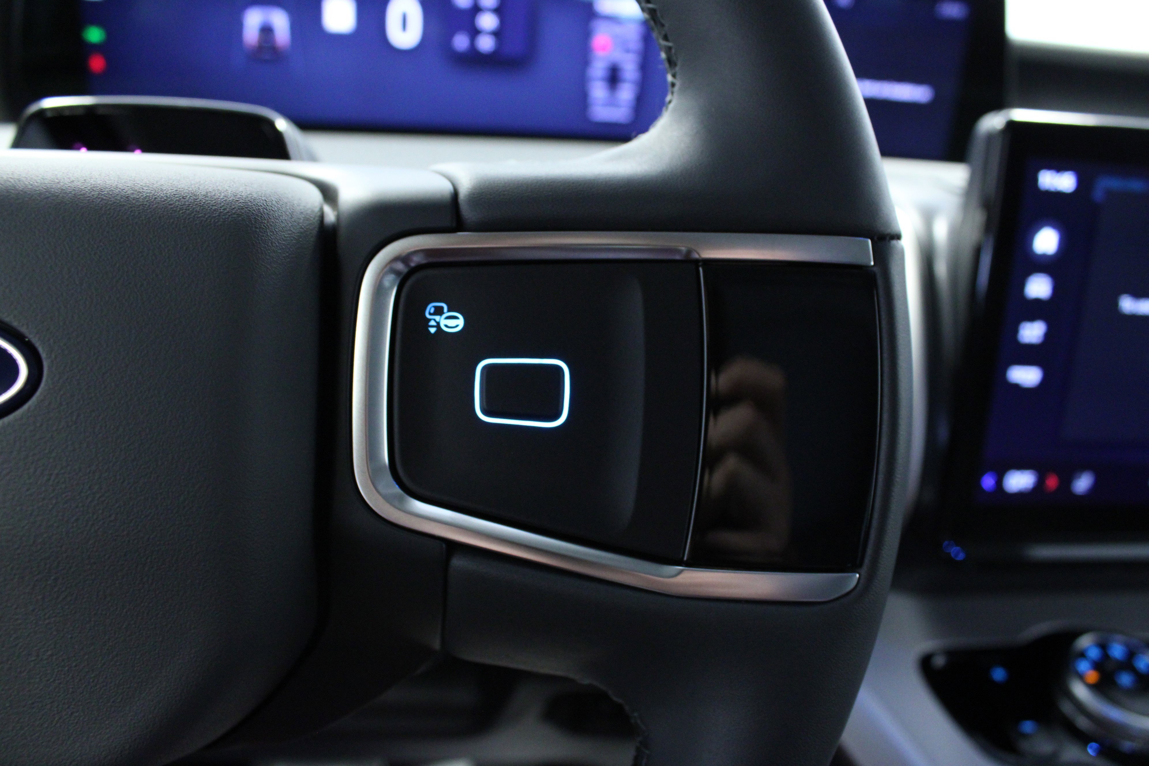 New 2026 Agate Black Metallic Ford Active image 22