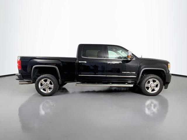 Used 2016 Black GMC Denali image 8