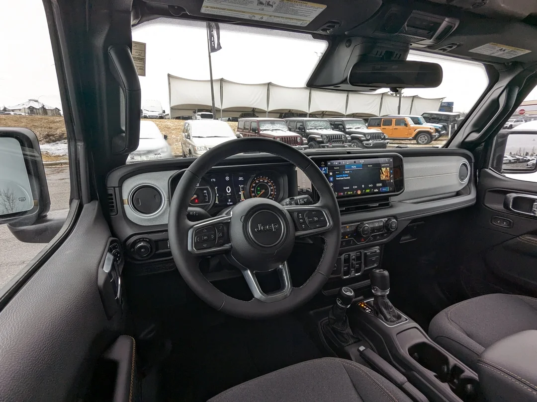 New 2026 Black Jeep Sahara - - 4x4 - Body- Color Top - Safety Group - 3.6L Pentastar V6 - Remote Start & More! image 22