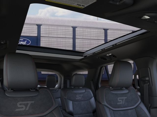 New 2026 Star White Metallic Tri-Coat Ford ST image 22