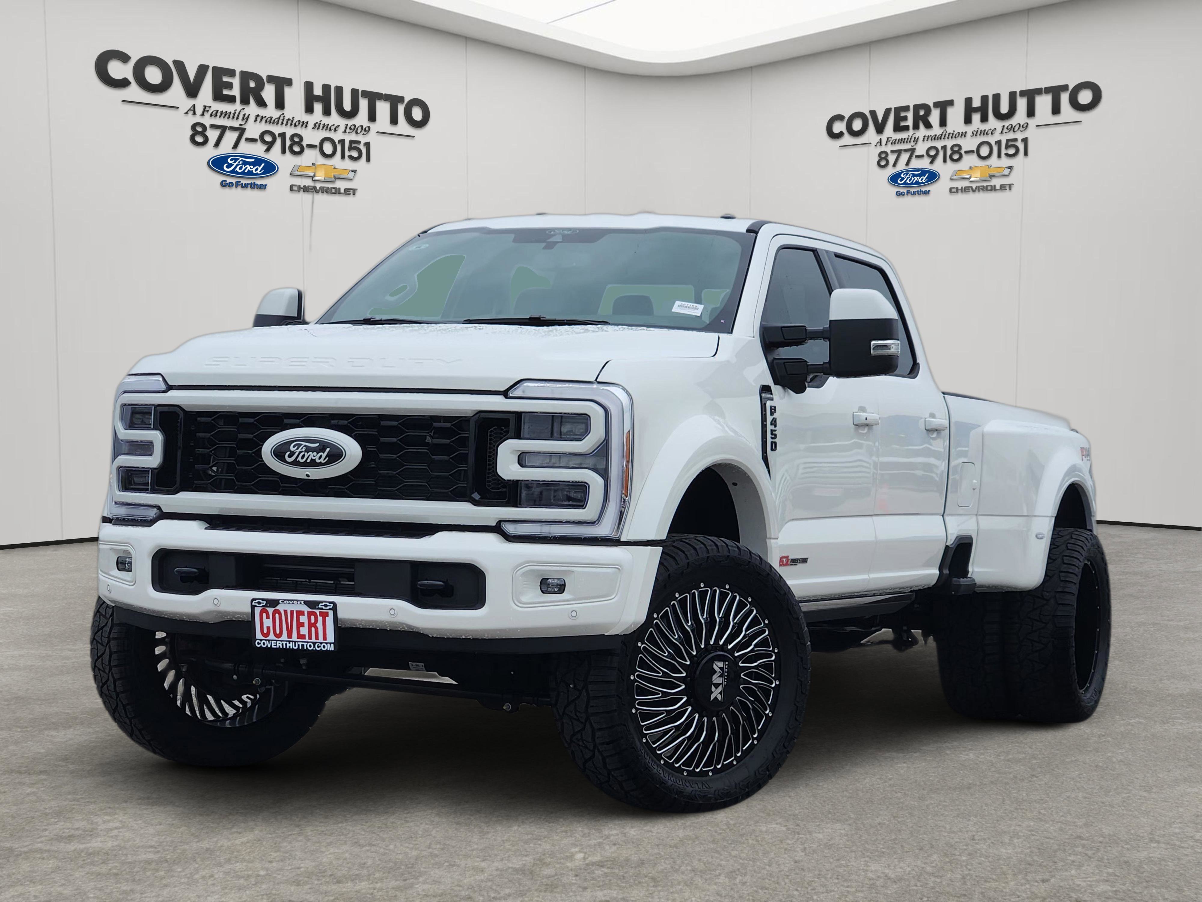 2026 Ford F-450 Platinum 4x4 Crew Cab 8' Box DRW's photo