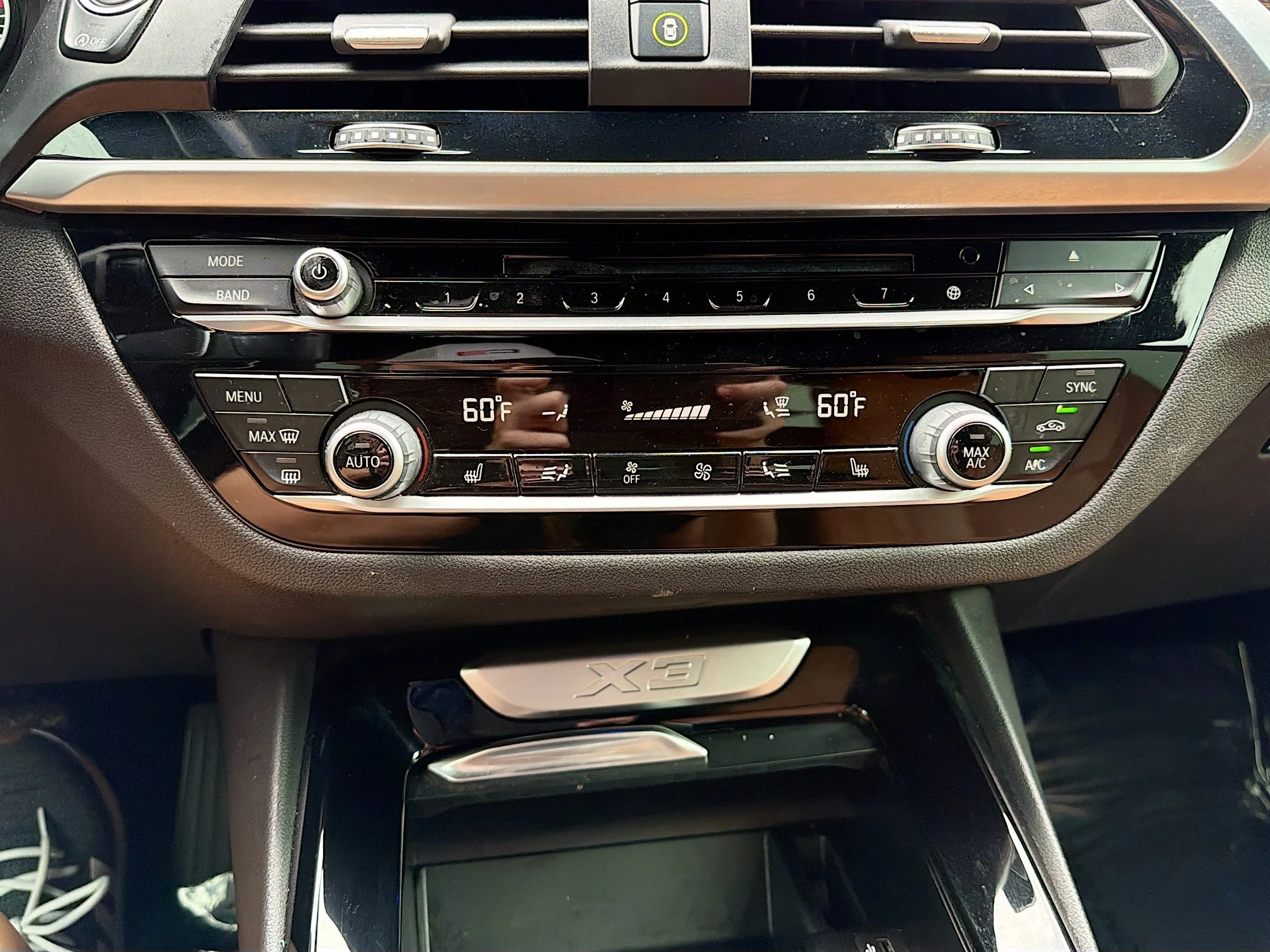 Used 2019 Jet Black BMW sDrive30i image 34