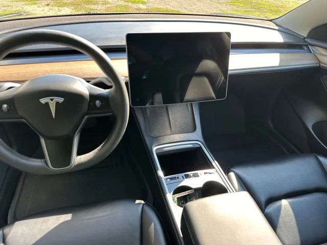 Used 2023 Midnight Silver Metallic Tesla Base image 27