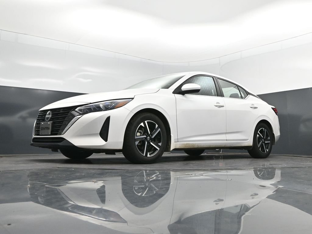 Used 2024 White Nissan SV image 38