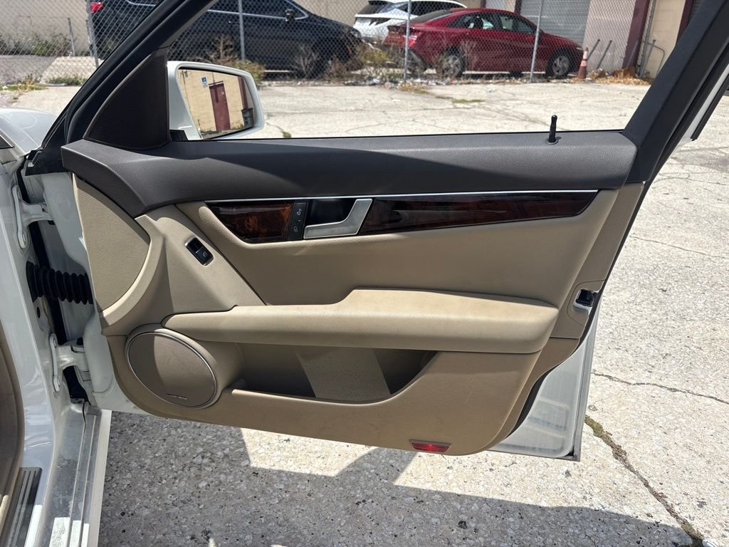 Used 2014 White Mercedes-Benz C 250 image 17
