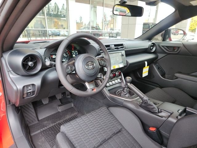 2025 Toyota GR86 Base - Photo 15