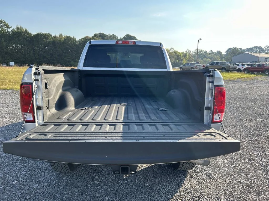 Used 2018 Silver Ram Tradesman image 19