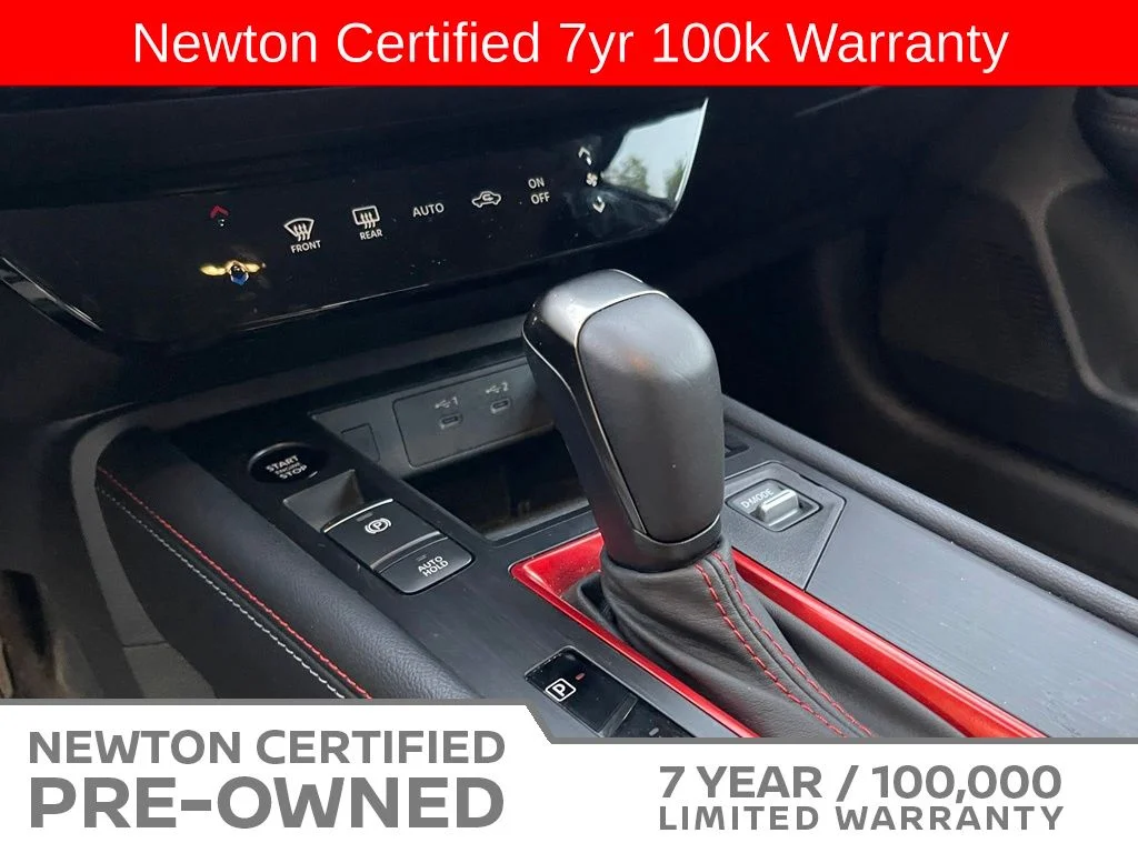 Certified Used 2025 Aspen White/Super Black Nissan SR image 7