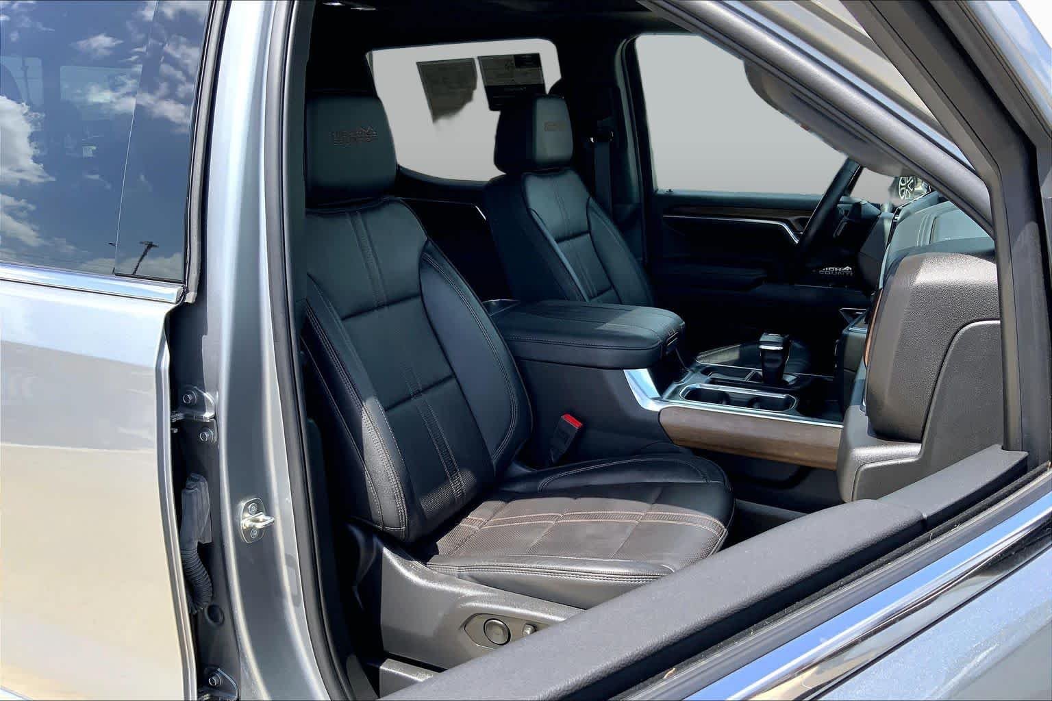 Used 2023 Sterling Gray Metallic Chevrolet High Country image 9