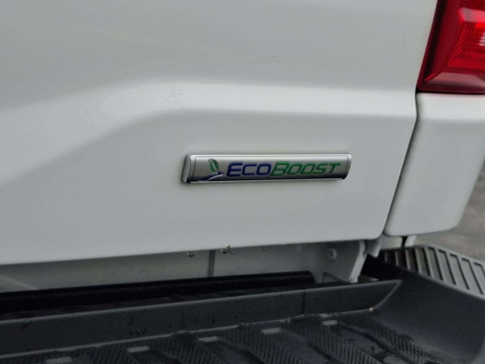 Certified Used 2022 Oxford White Ford XLT image 30
