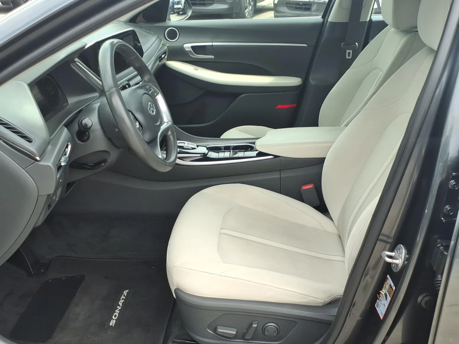 Used 2023 Portofino Gray Hyundai SEL image 11
