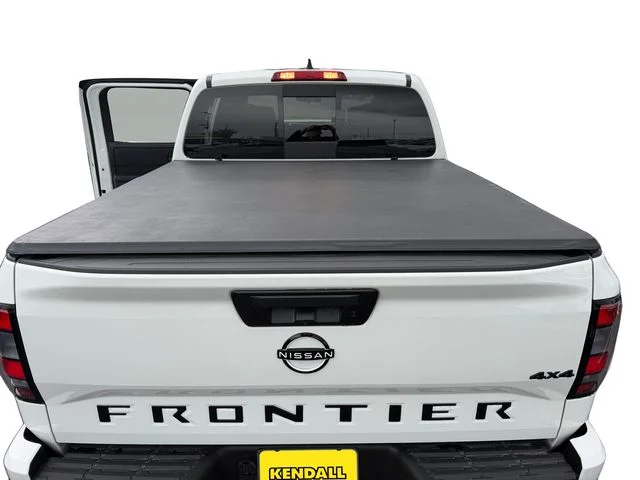 New 2026 Glacier White Nissan Crew Cab SV image 8