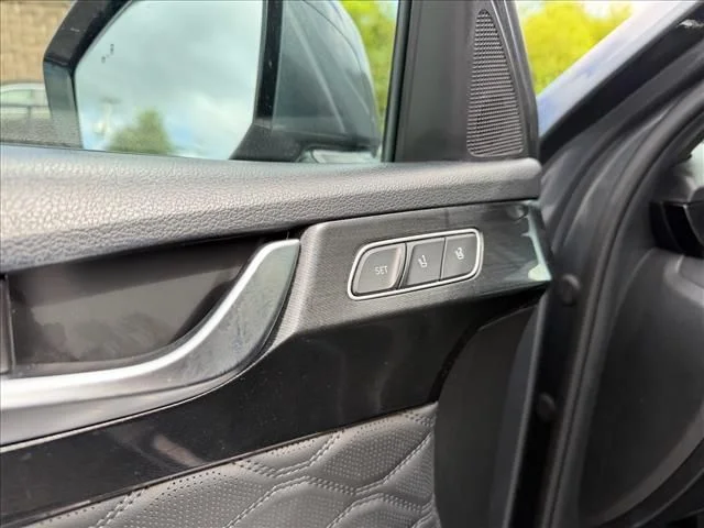 Used 2022 Gray Hyundai Calligraphy image 13