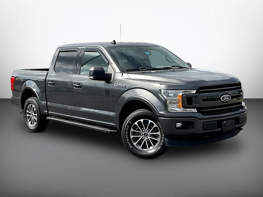 Certified Used 2019 Magnetic Metallic Ford XLT image 1