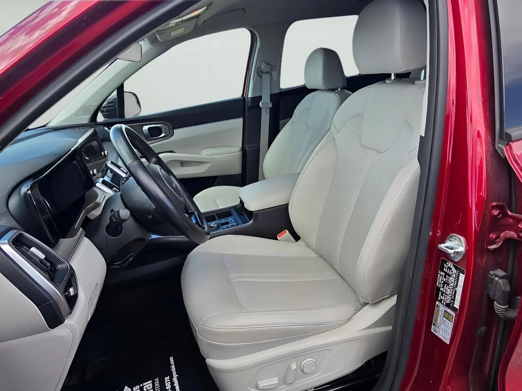 Used 2022 Passion Red Tintcoat Kia EX image 10