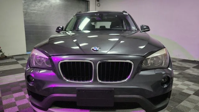 Used 2015 Gray BMW xDrive28i image 3