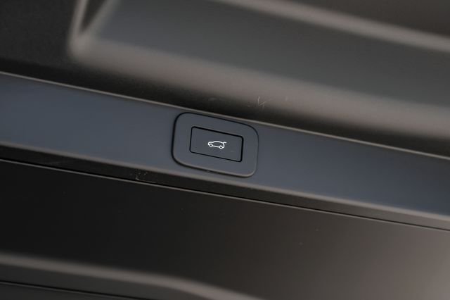 2026 Land Rover Range Rover SE - Photo 67