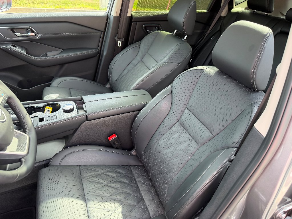 2026 Nissan Rogue Platinum - Photo 34